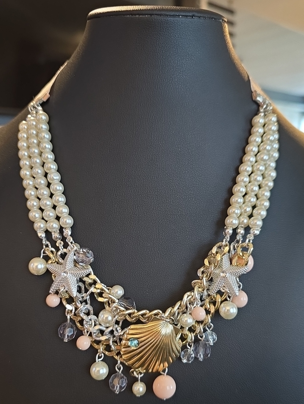 Pearl & Shell Statement Necklace in Cream and Gold